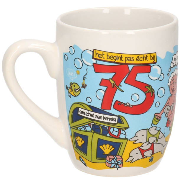 75 jaar verjaardag koffie mok/beker - Funcadeau - 300 ml - cartoon - feest mokken