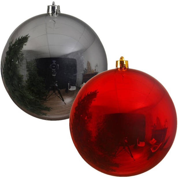 Kerstversieringen set van 6x grote kunststof kerstballen rood en zilver 14 cm glans - Kerstbal