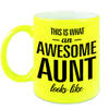 Awesome aunt / tante fluor gele cadeau mok / verjaardag beker 330 ml - feest mokken