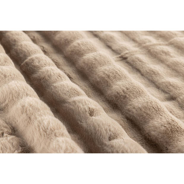 Novis vloerkleed 160x230 cm beige.