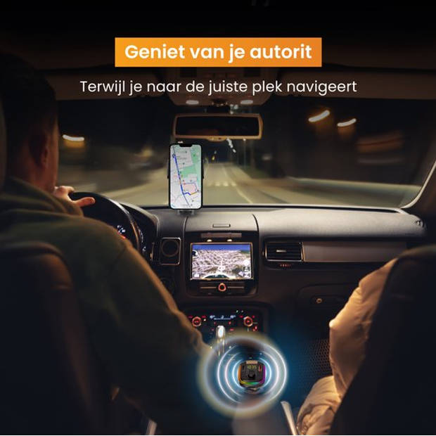 R2B Telefoonhouders Auto Zuignap met Draadloze Oplader + Bluetooth FM Transmitter / Autolader - Voor Raam en Ventilatie