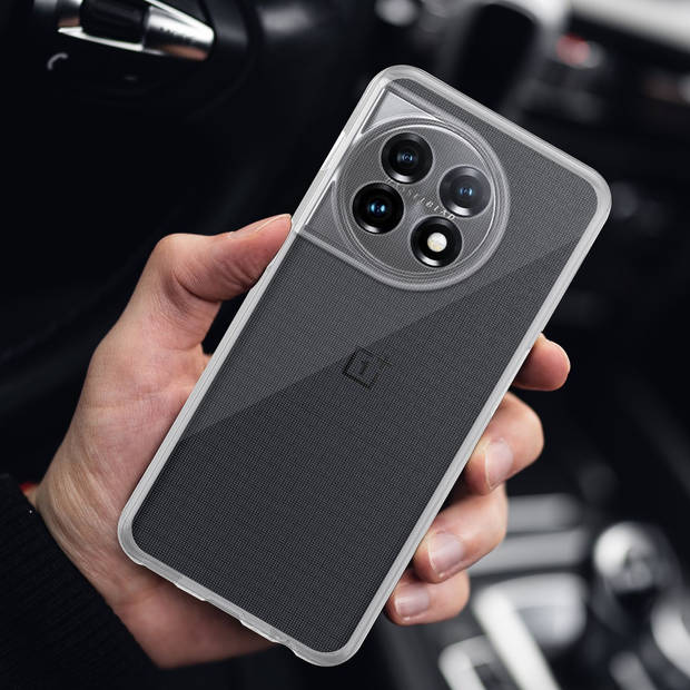 Cadorabo Hoesje geschikt voor OnePlus 11 5G in VOLLEDIG TRANSPARANT - Beschermhoes Cover gemaakt van TPU Silicone Case