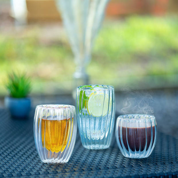 Intirilife 4x dubbelwandig thermoglas - gestreepte stijl - 210ml - mondgeblazen geïsoleerd theeglas of koffieglas